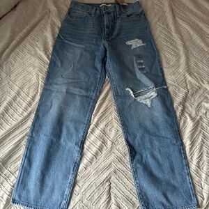 Women’s Levi’s 94 baggy ripped NWT